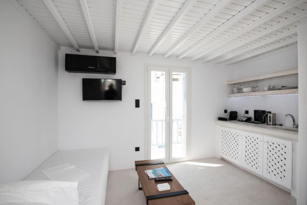 Cloe Cycladic Residence, By Mykonos High *