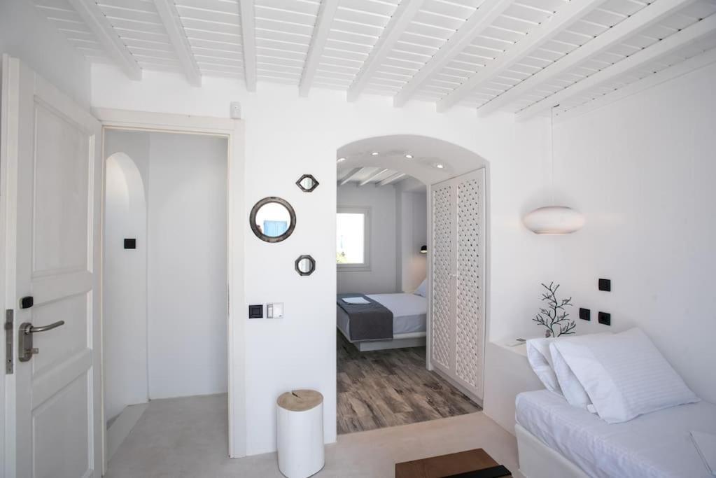 Cloe Cycladic Residence, By Mykonos High